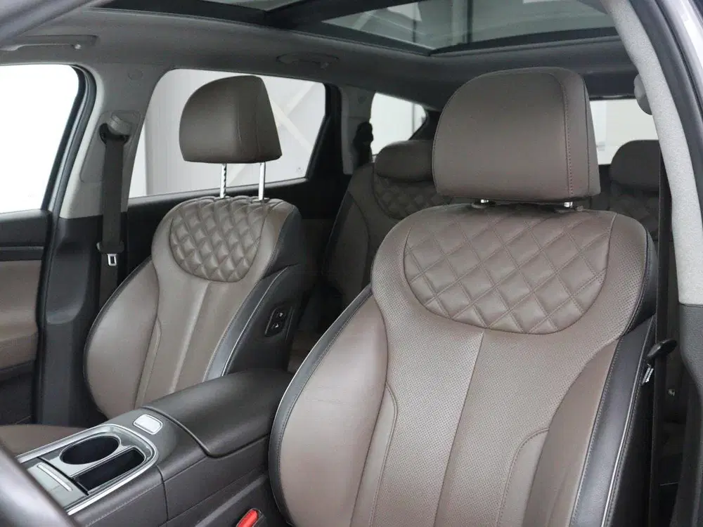 Hyundai SANTA FE 1.6 T-GDI HEV Comfort Smart Sky 7p uit 2023, foto 4