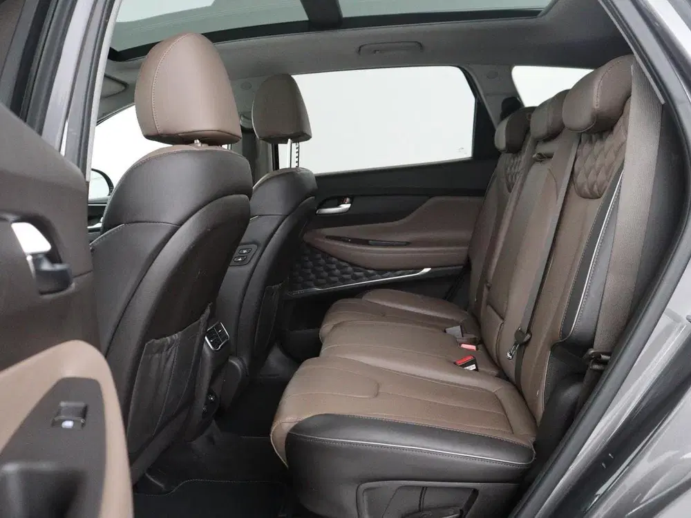 Hyundai SANTA FE 1.6 T-GDI HEV Comfort Smart Sky 7p uit 2023, foto 5