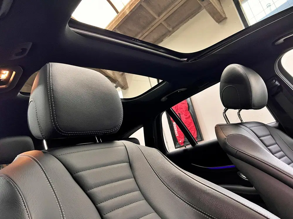 Mercedes-Benz E-Klasse 300 e AMG Line uit 2023, foto 13