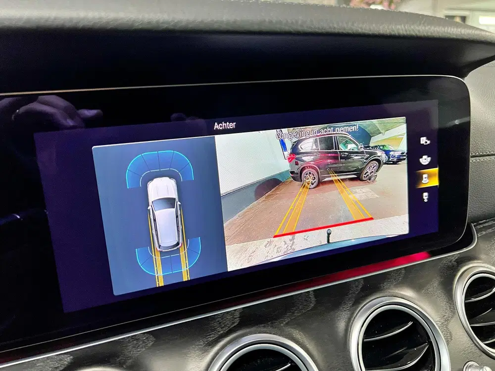 Mercedes-Benz E-Klasse 300 e AMG Line uit 2023, foto 15