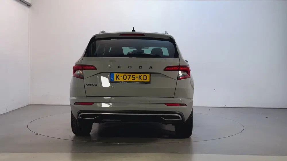 Skoda Karoq 1.5 TSI DSG ACT Sportline Business Sfeerve uit 2021, foto 10