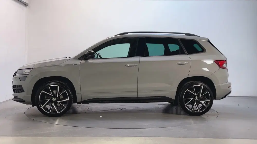 Skoda Karoq 1.5 TSI DSG ACT Sportline Business Sfeerve uit 2021, foto 14