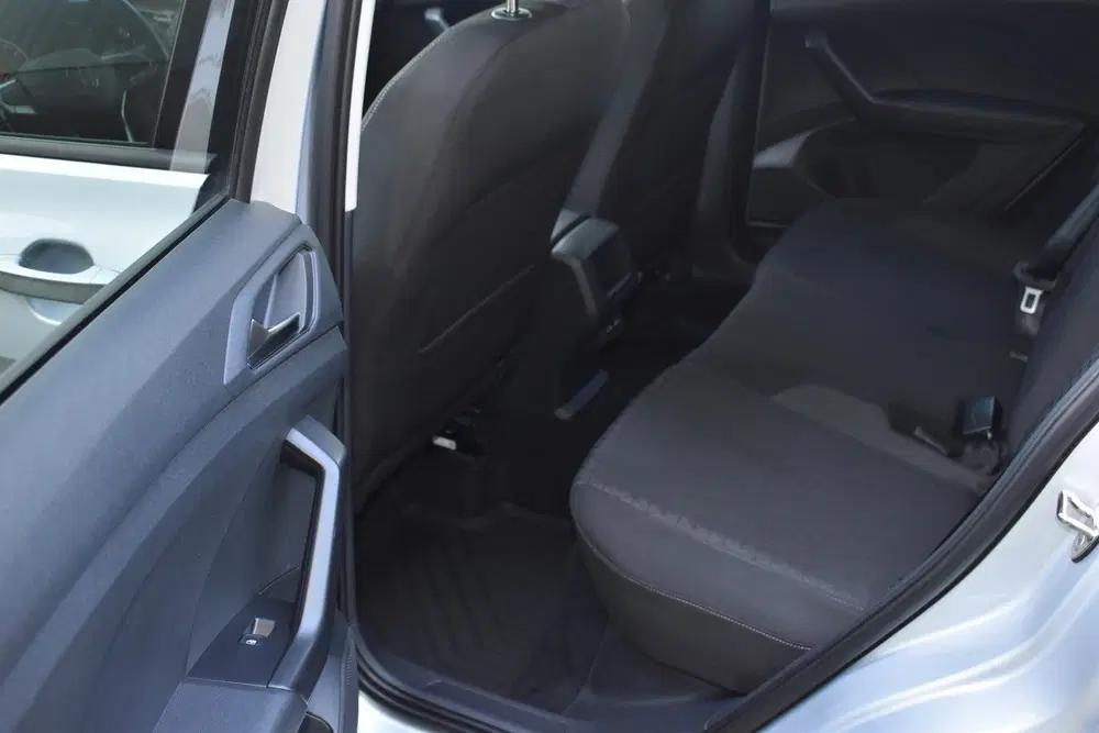 Volkswagen T-Cross 1.0 TSI Life Navigatie uit 2022, foto 10