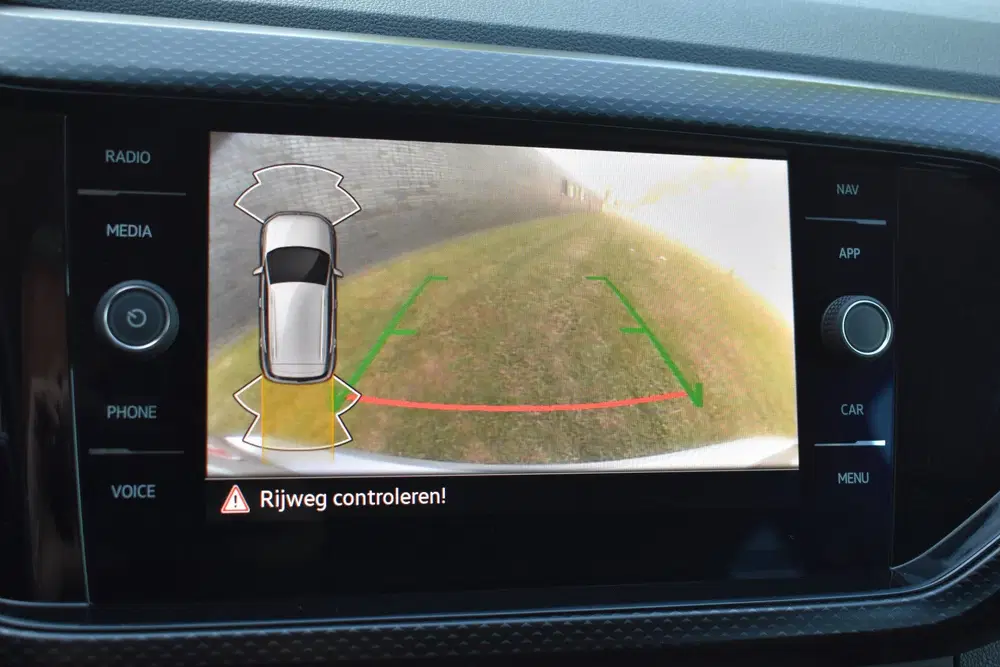 Volkswagen T-Cross 1.0 TSI Life Navigatie uit 2022, foto 6