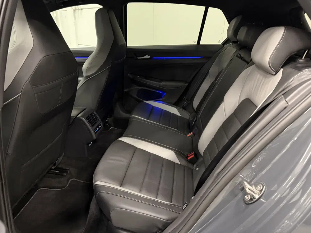 Volkswagen Golf 1.4 eHybrid GTE PANO uit 2022, foto 12