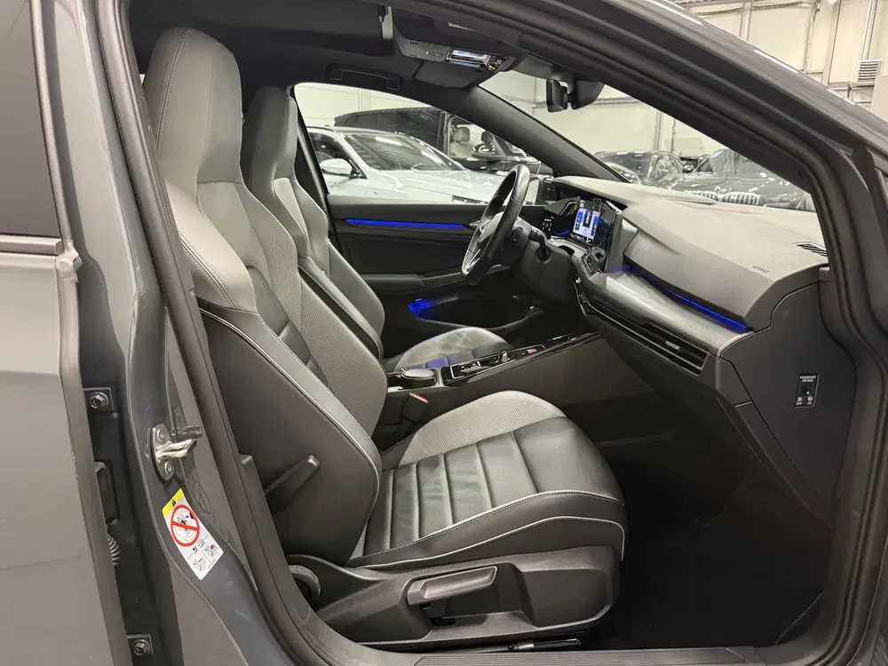 Volkswagen Golf 1.4 eHybrid GTE PANO uit 2022, foto 13