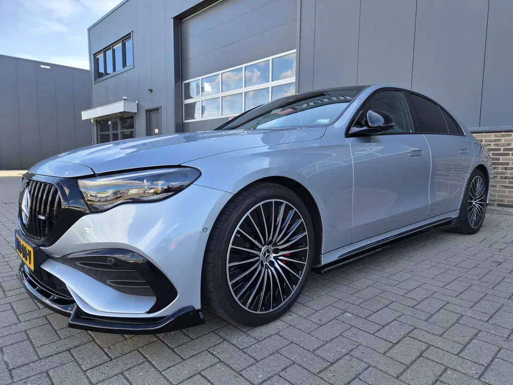 Mercedes-Benz E-Klasse E-Klasse 200 AMG PAKKET uit 2024, foto 2