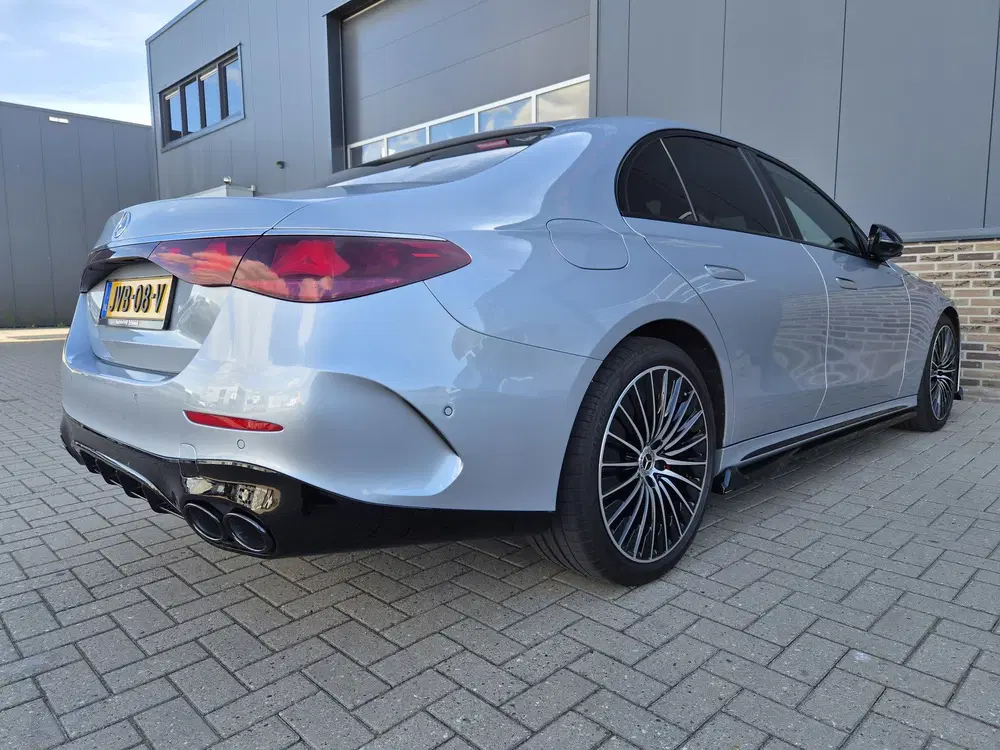 Mercedes-Benz E-Klasse E-Klasse 200 AMG PAKKET uit 2024, foto 7