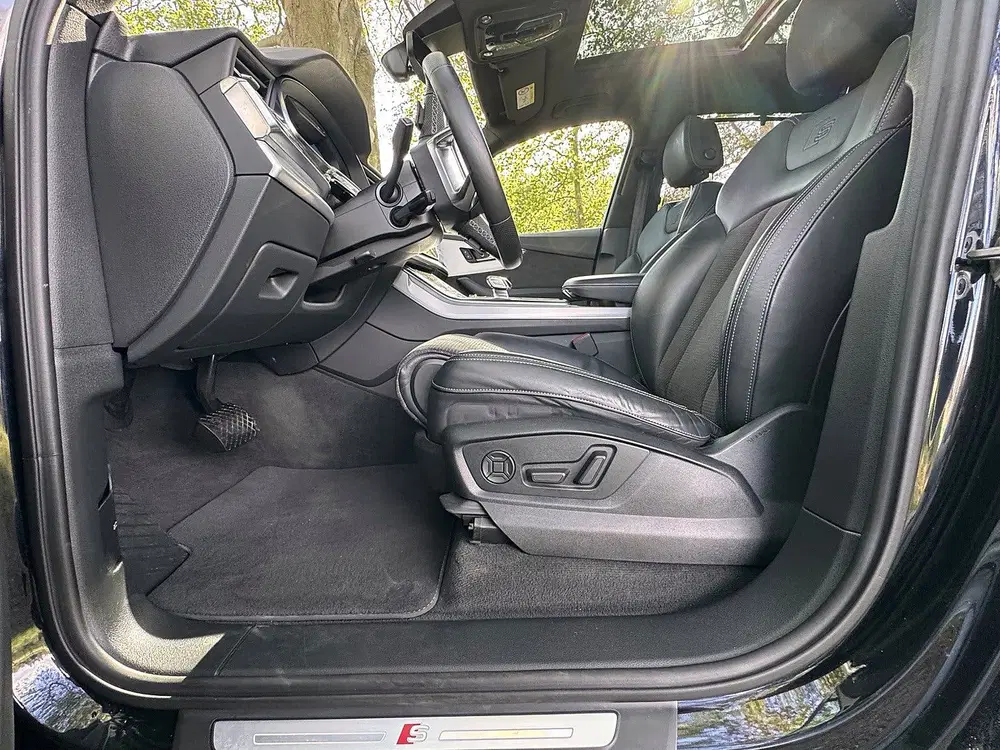 Audi Q7 55 TFSI e quattro uit 2021, foto 11