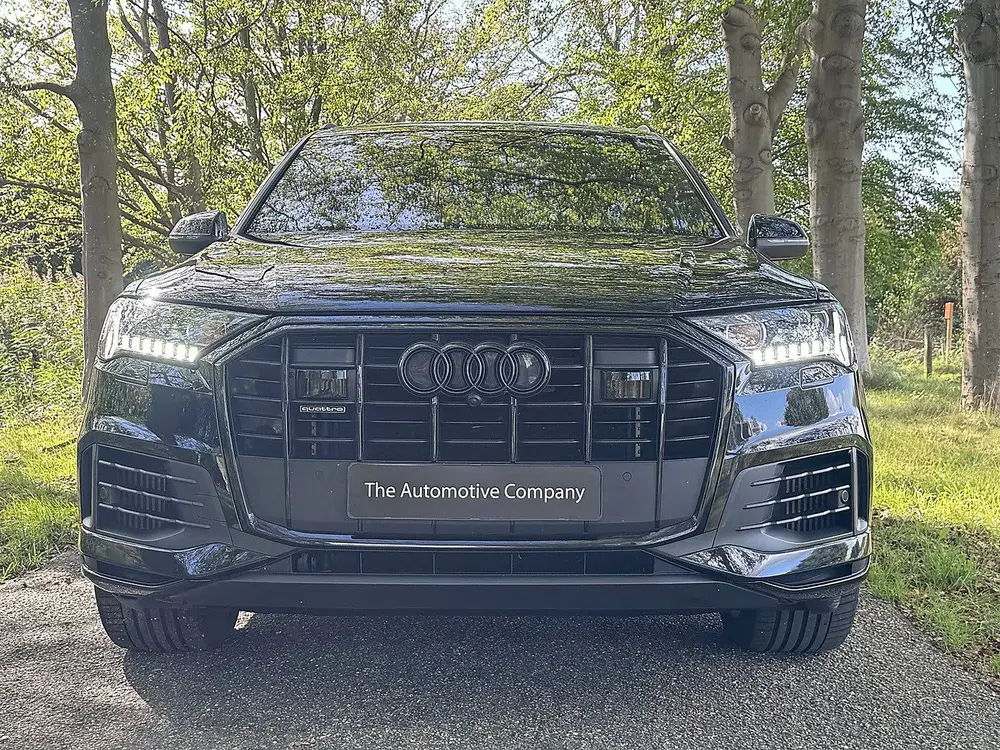 Audi Q7 55 TFSI e quattro uit 2021, foto 3