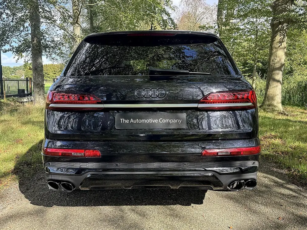 Audi Q7 55 TFSI e quattro uit 2021, foto 5