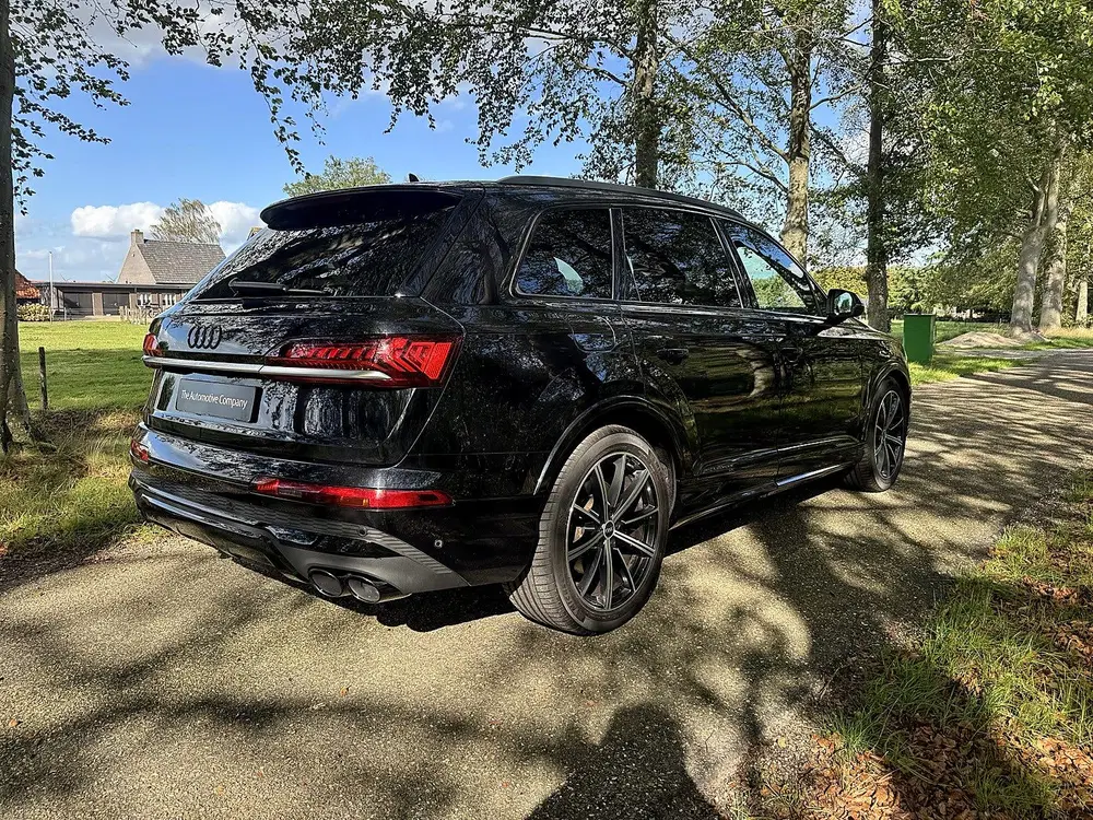 Audi Q7 55 TFSI e quattro uit 2021, foto 6