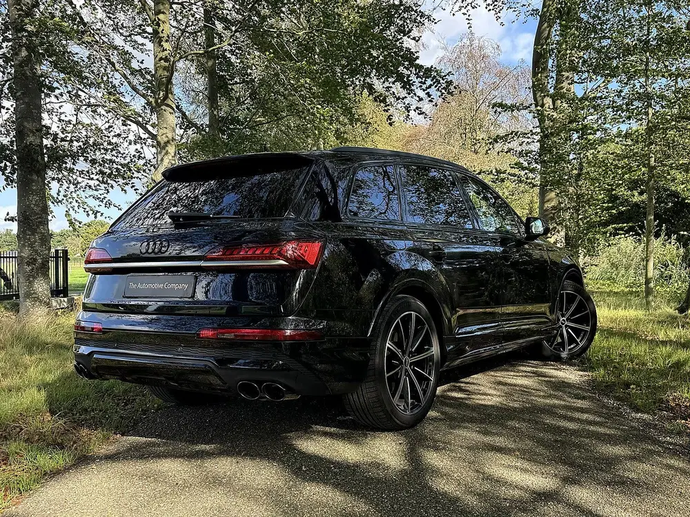 Audi Q7 55 TFSI e quattro uit 2021, foto 7