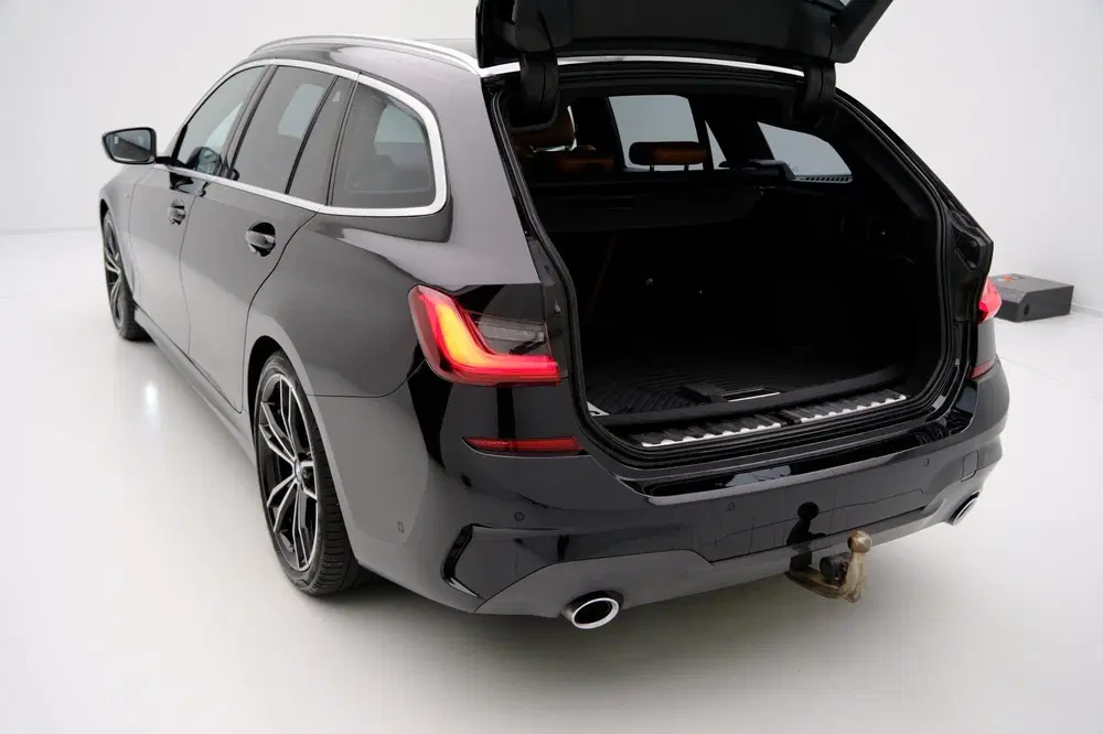 BMW 3-serie Touring 330i M Sport Aut. Pano uit 2020, foto 11