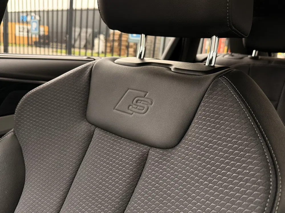 Audi A4 45 TFSI quattro S-Line 266PK uit 2024, foto 5