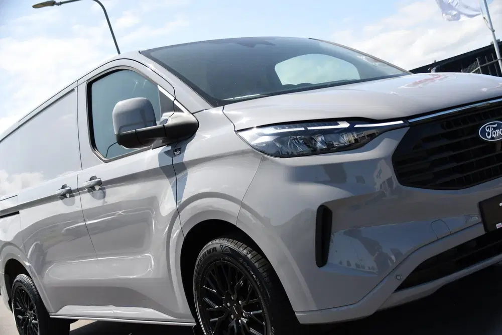 Ford Transit Custom 300 2.0 TDCI L1H1 Limited PB Edition Ada uit 2024, foto 13