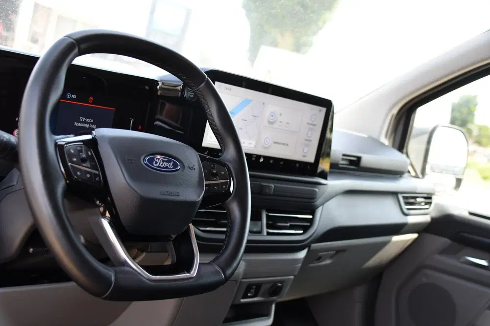 Ford Transit Custom 300 2.0 TDCI L1H1 Limited PB Edition Ada uit 2024, foto 2