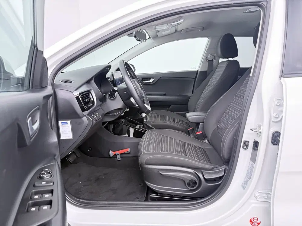 Kia Stonic 1.0 T-GDi MHEV DynamicPlusLine AUTOMAAT uit 2023, foto 5