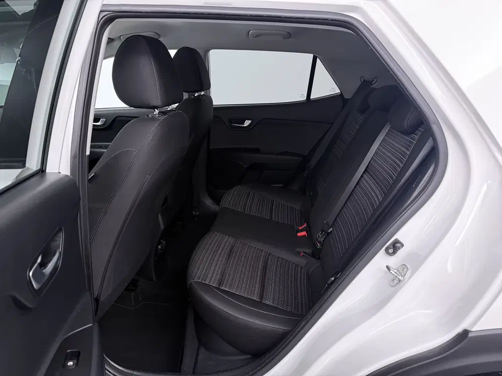 Kia Stonic 1.0 T-GDi MHEV DynamicPlusLine AUTOMAAT uit 2023, foto 6