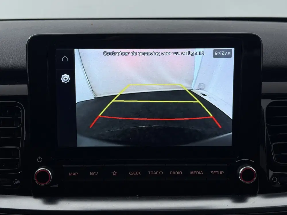 Kia Stonic 1.0 T-GDi MHEV DynamicPlusLine AUTOMAAT uit 2023, foto 9