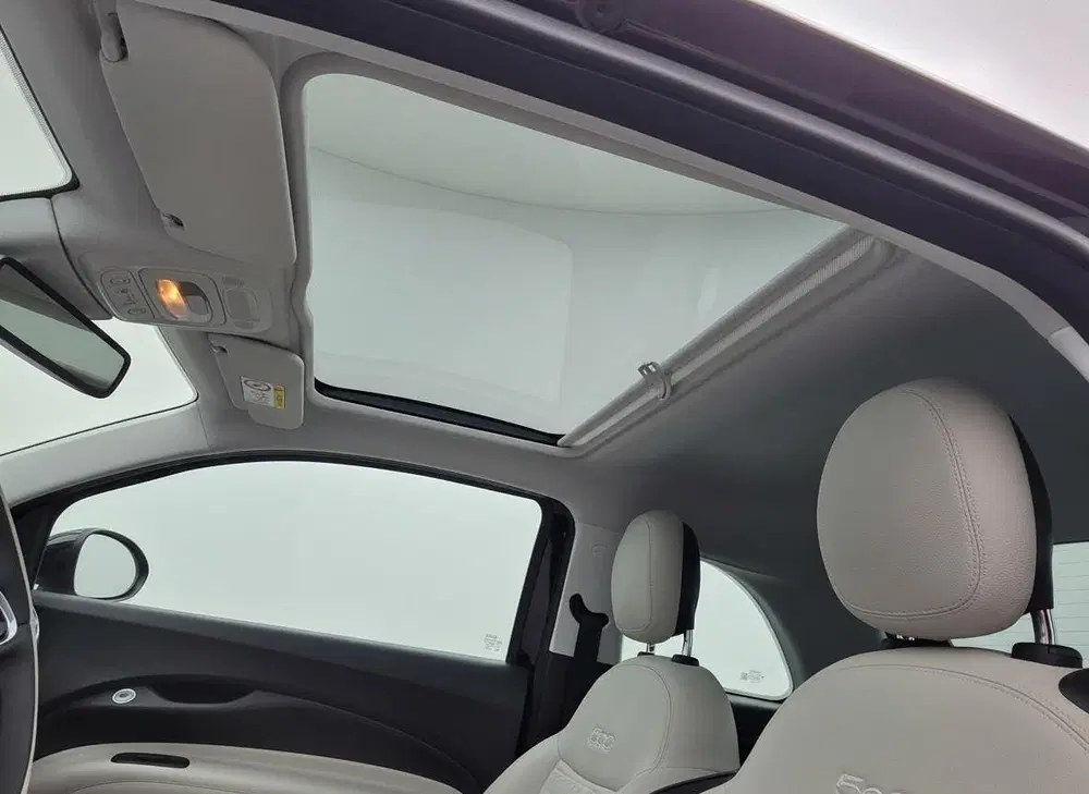 Fiat 500 La Prima 42kWh uit 2024, foto 6