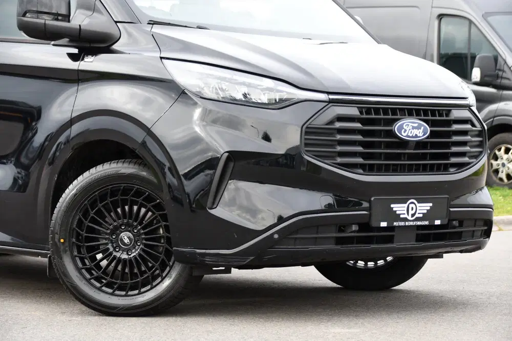 Ford Transit Custom 300 2.0 TDCI L2H1 Limited Black Edition uit 2024, foto 8