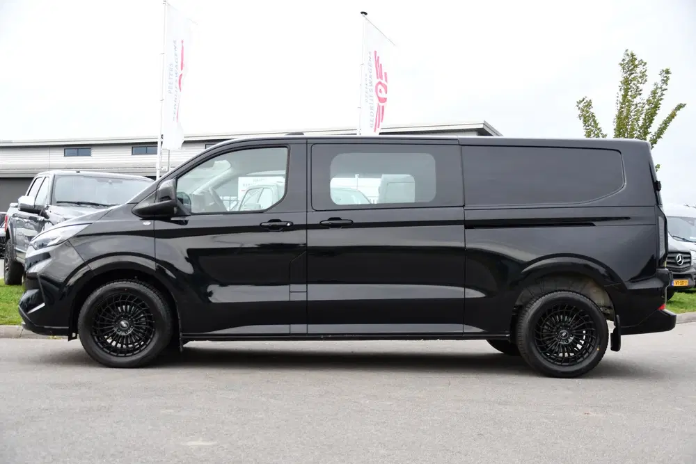 Ford Transit Custom 300 2.0 TDCI L2H1 Limited Black Edition uit 2024, foto 9