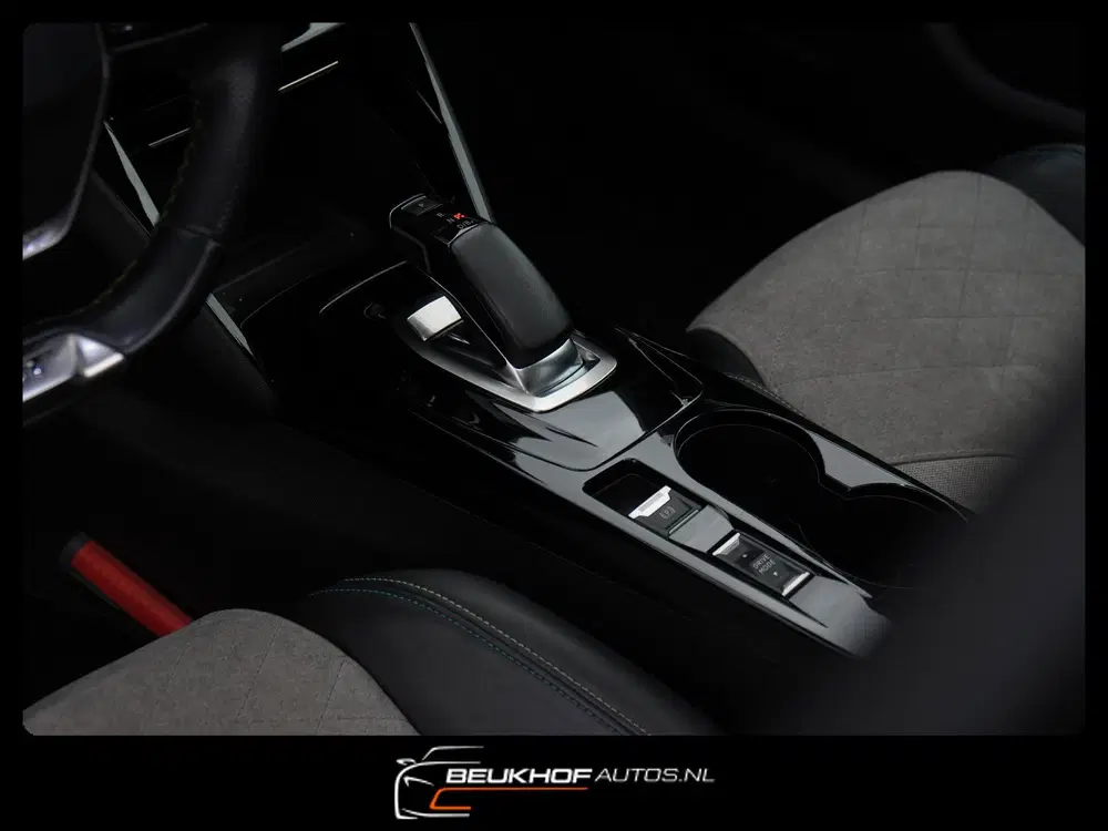 Peugeot 2008 EV GT-Line 50 kWh Leer Panorama Leer Soh 9 uit 2021, foto 7