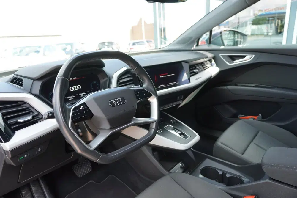 Audi Q4 e-tron 40 Launch edition 77 kWh uit 2021, foto 12