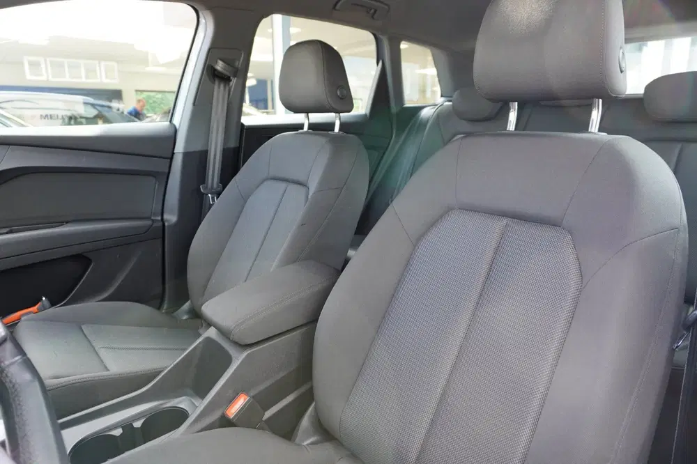 Audi Q4 e-tron 40 Launch edition 77 kWh uit 2021, foto 13