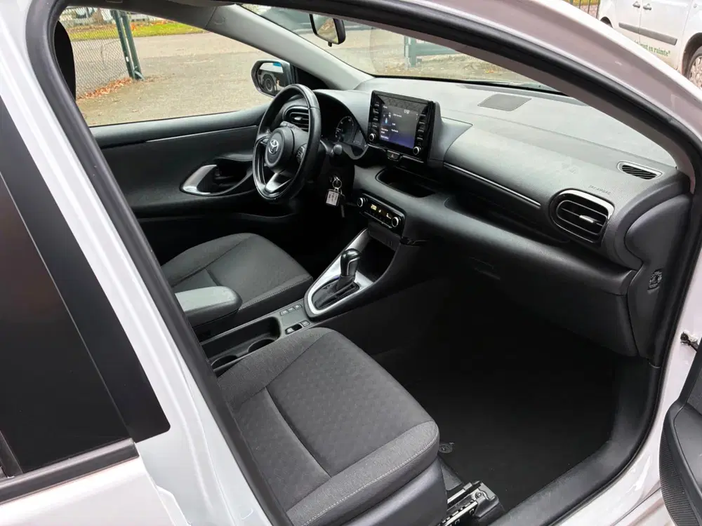Toyota Yaris 1.5 Hybrid Active AUTOMAAT Superzuinig Aut uit 2021, foto 10