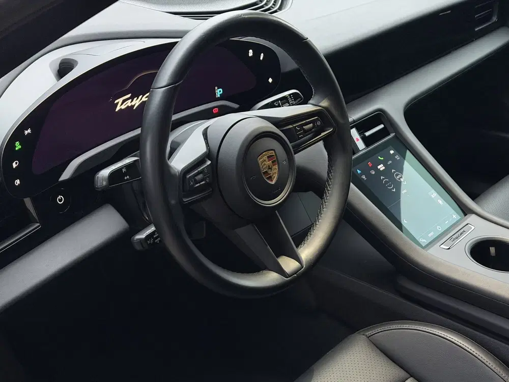 Porsche Taycan 79 kWh uit 2022, foto 8