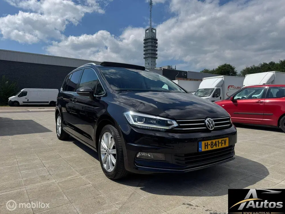 Volkswagen Touran 1.5 TSI Highline 7p uit 2019