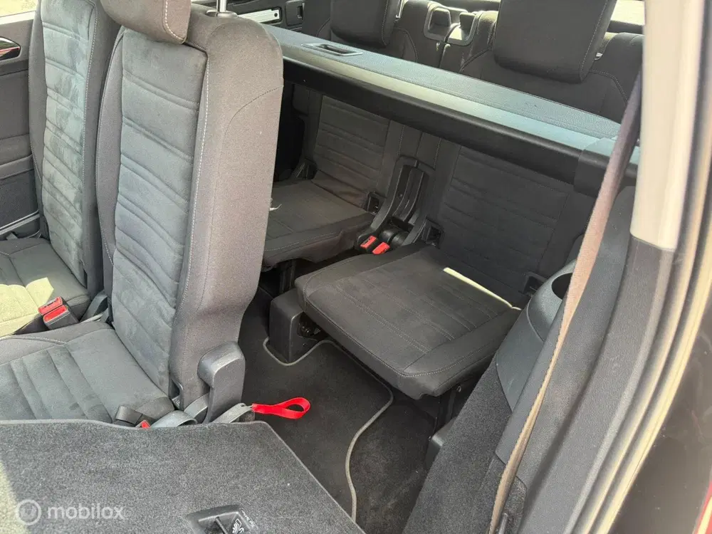 Volkswagen Touran 1.5 TSI Highline 7p uit 2019, foto 10