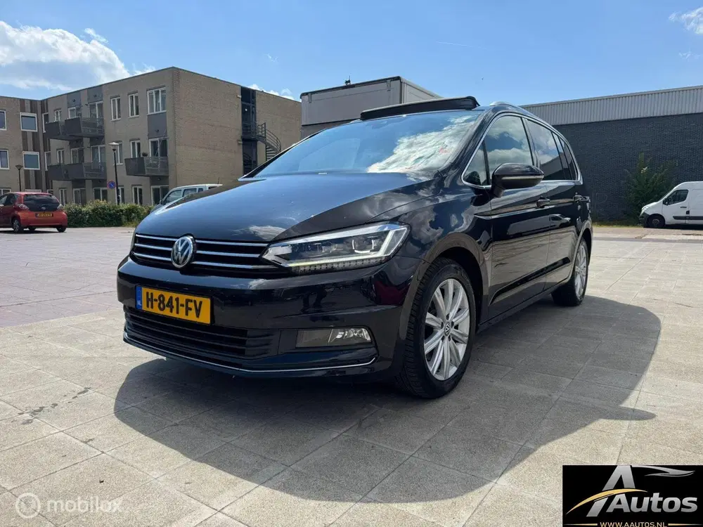 Volkswagen Touran 1.5 TSI Highline 7p uit 2019, foto 3