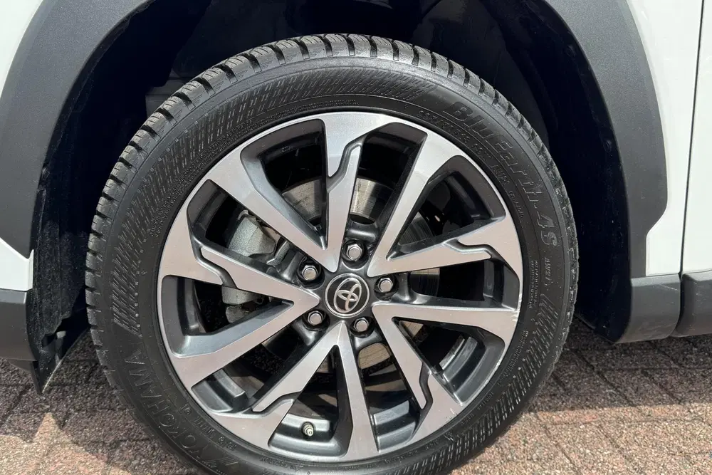 Toyota Corolla Cross Hybrid 140 Premium Pack II uit 2024, foto 6