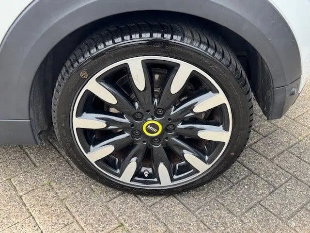 Mini Electric Collection 33 kWh *carplay *climate *stoel uit 2021, foto 3