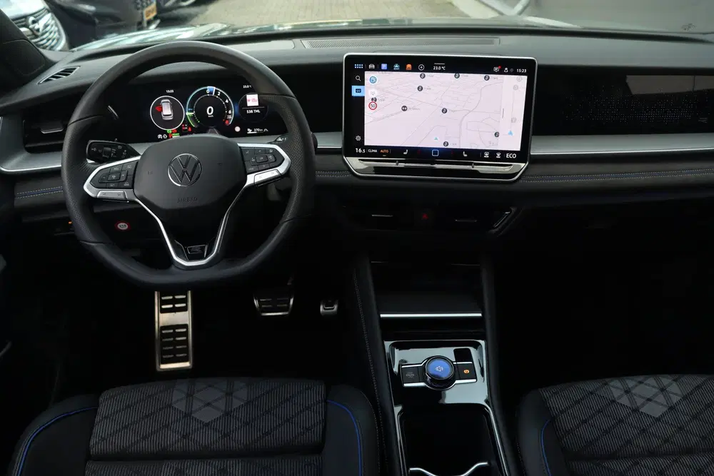 Volkswagen Tayron 1.5 eHybrid R-Line uit 2025, foto 11