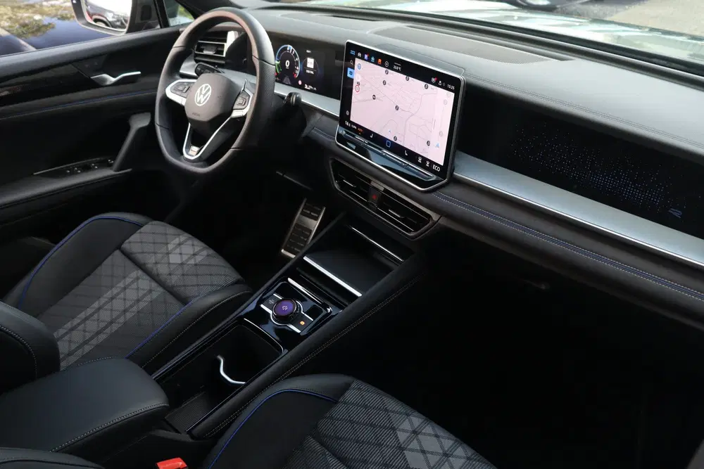Volkswagen Tayron 1.5 eHybrid R-Line uit 2025, foto 12