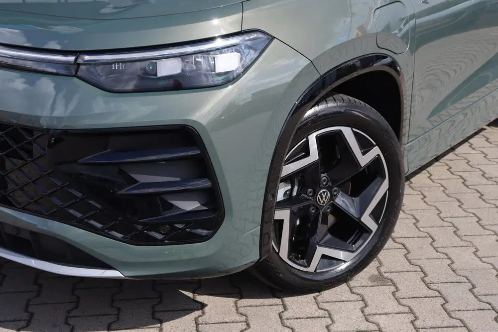 Volkswagen Tayron 1.5 eHybrid R-Line uit 2025, foto 7