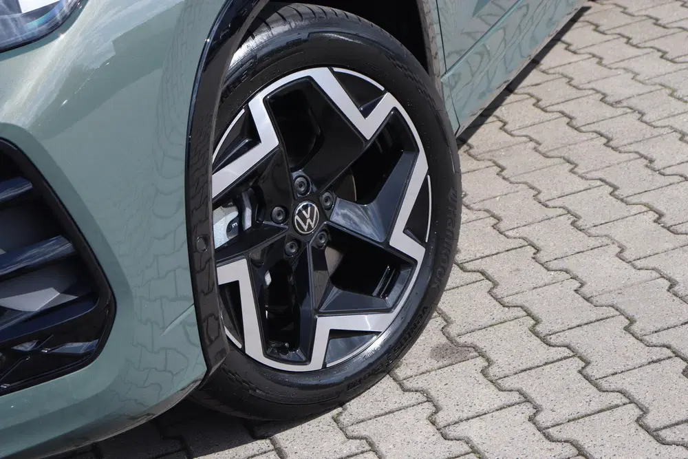 Volkswagen Tayron 1.5 eHybrid R-Line uit 2025, foto 9