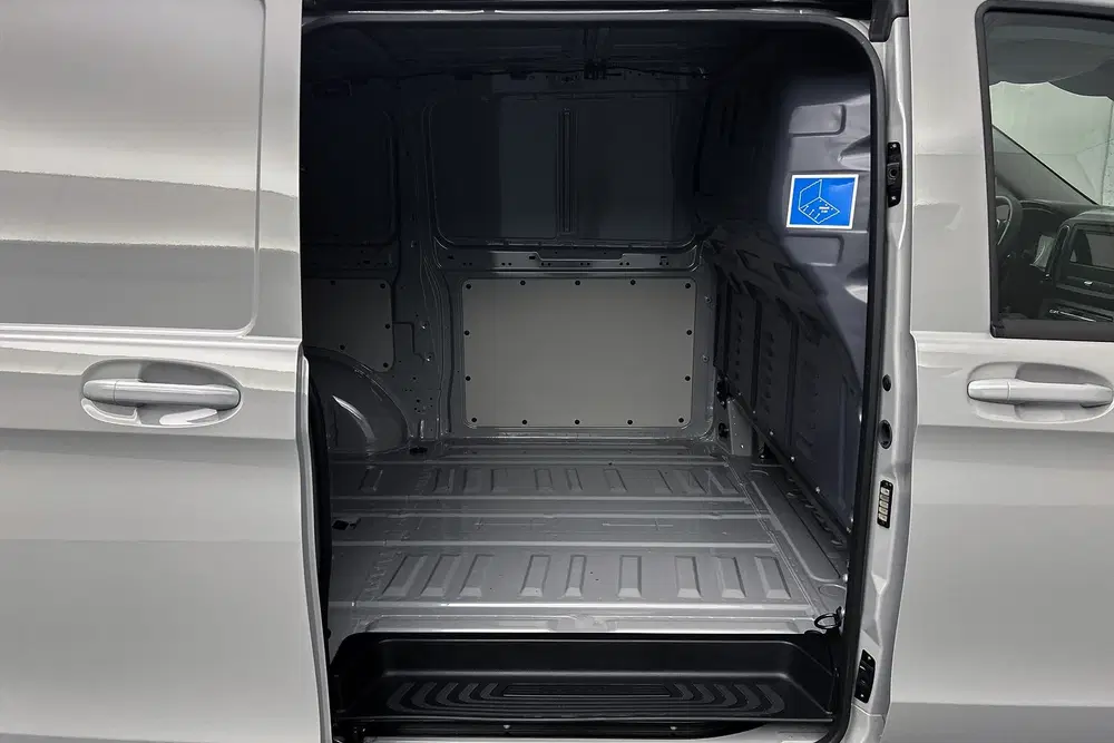 Mercedes-Benz Vito 119 CDI L2 4x4 Automaat uit 2024, foto 13