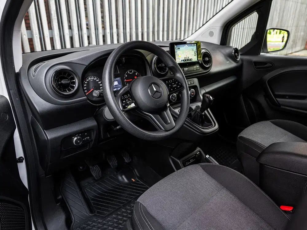 Mercedes-Benz Citan 110 102pk Benzine L1 Pro uit 2024, foto 5