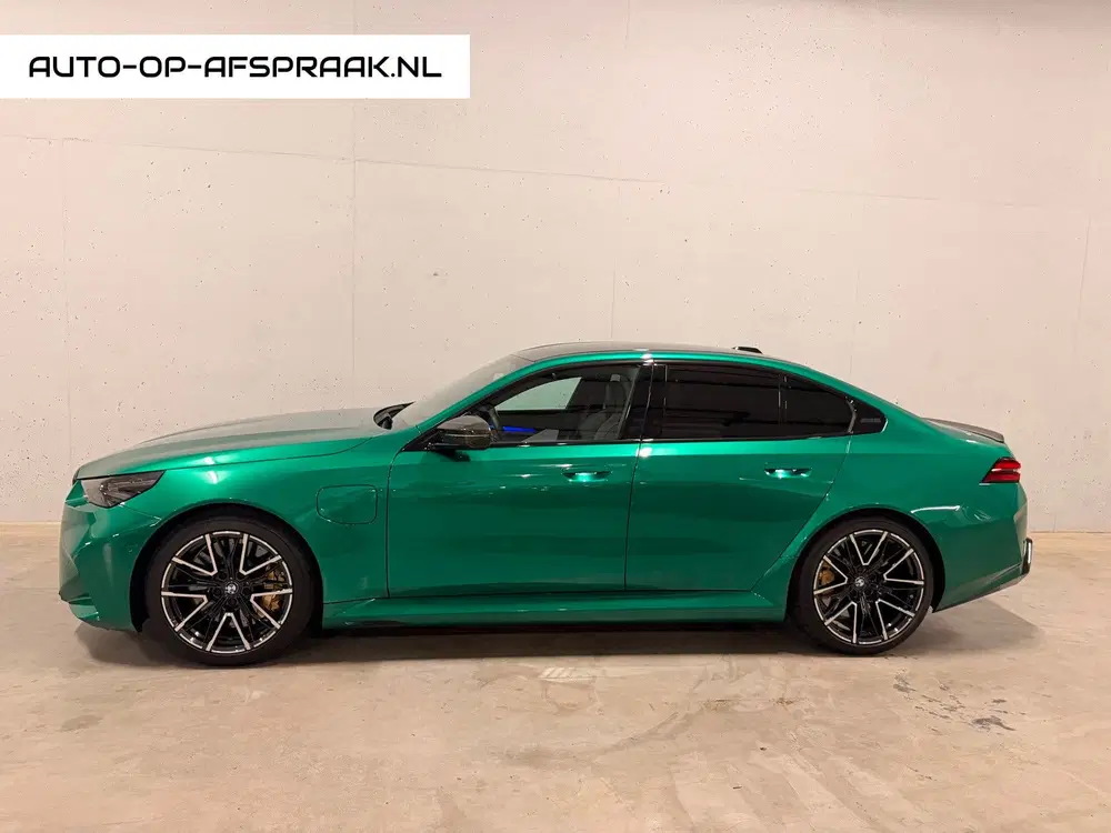 BMW M5 Keramisch Head-up B&W 360 BTW 21% Carbon A uit 2025, foto 2