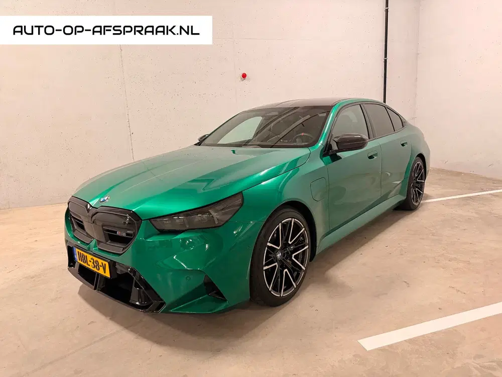 BMW M5 Keramisch Head-up B&W 360 BTW 21% Carbon A uit 2025, foto 5