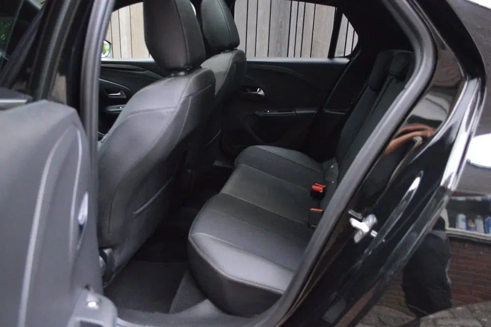Opel Corsa 1.2 Turbo 100 pk Elegance Led Panorama Cam uit 2023, foto 12