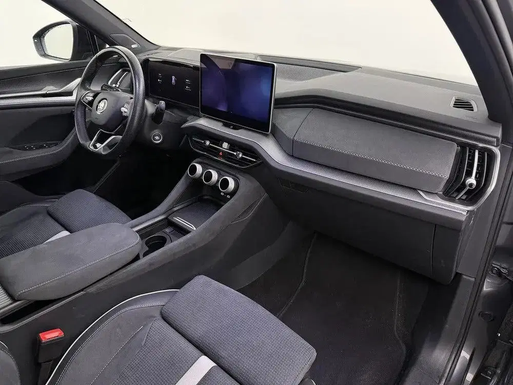 Skoda Kodiaq 1.5 TSI PHEV Sportline Business Panodak uit 2024, foto 5
