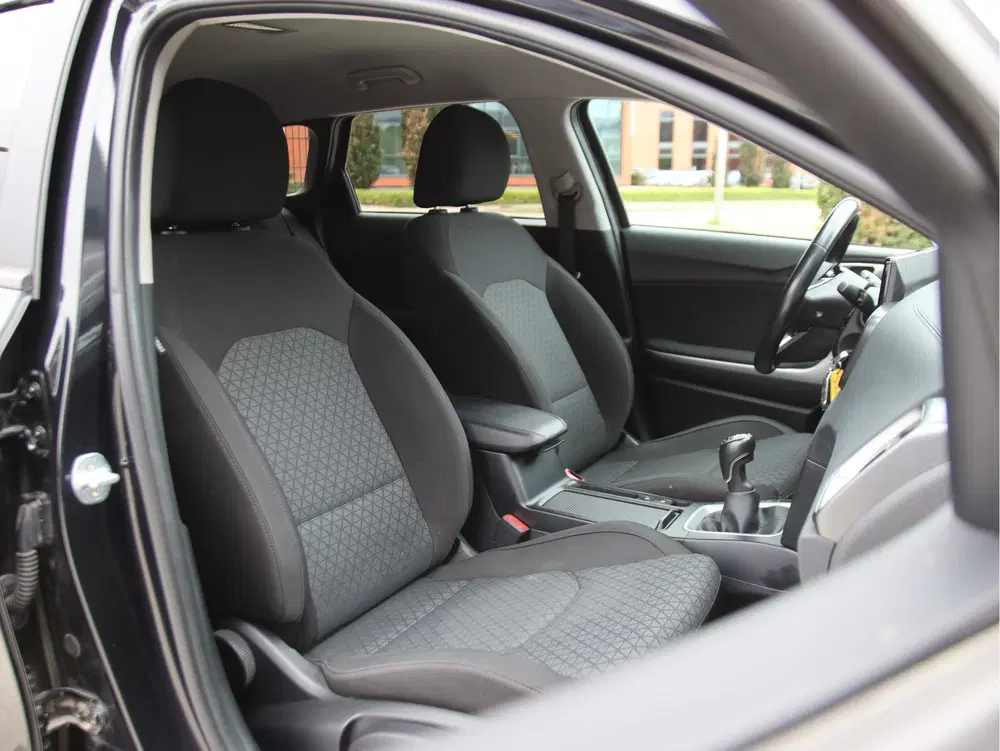 Kia Ceed 1.0 T-GDi DynamicLine Carplay uit 2022, foto 11