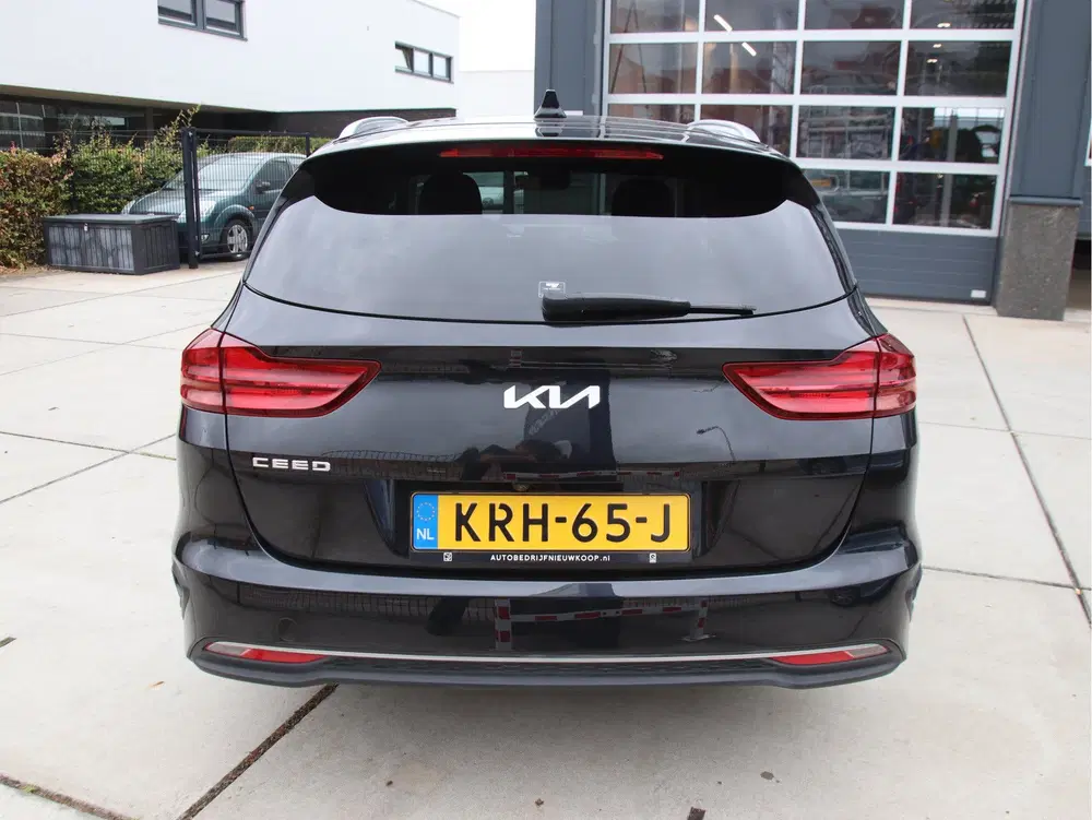 Kia Ceed 1.0 T-GDi DynamicLine Carplay uit 2022, foto 6