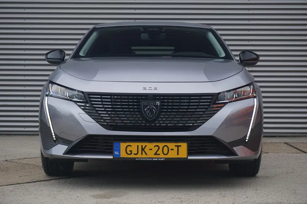 Peugeot 308 1.2 Hybrid 136 e-DCS6 Allure uit 2024, foto 3